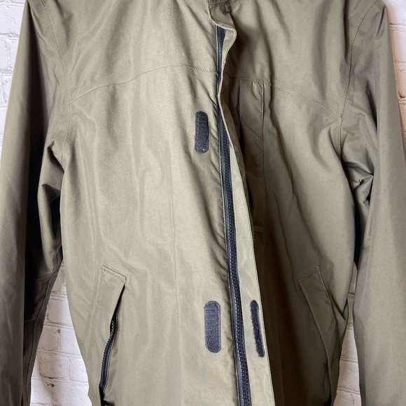 Eddie Bauer Weather Edge Waterproof Jacket - Picture 3 of 8